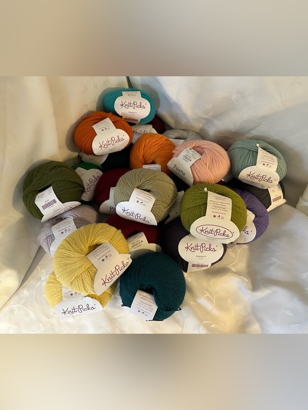 Knit Picks wool yarn lot 23 balls Palette Yarn plus extras